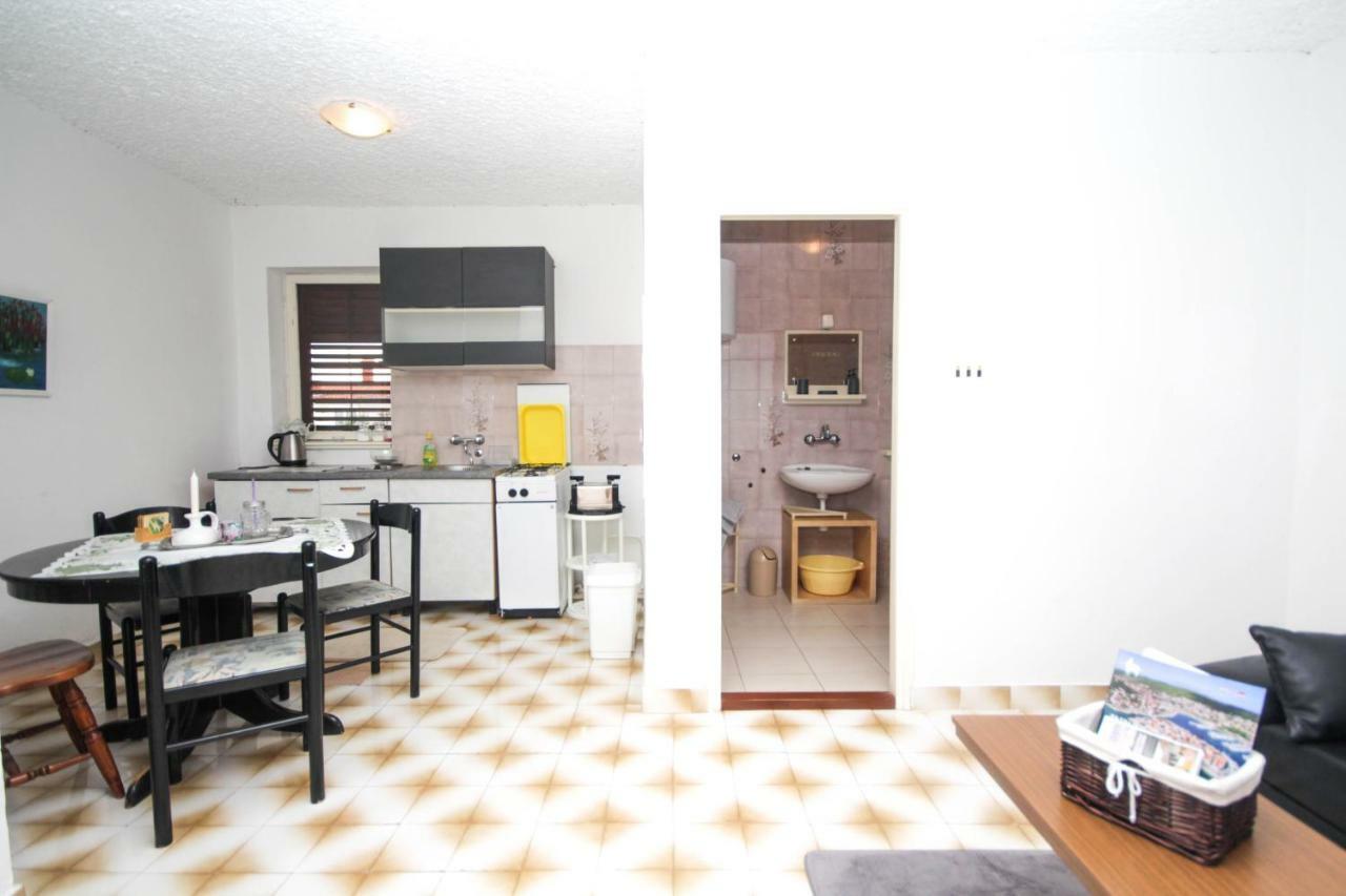 Tribunj Apartmani מראה חיצוני תמונה